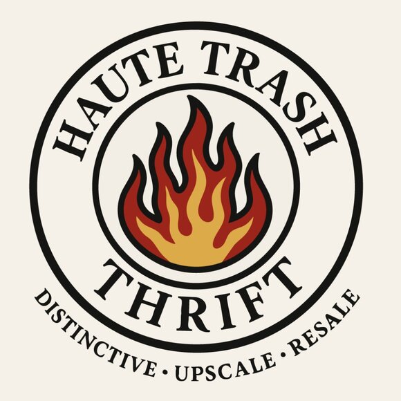 Meet your Posher, Jessica - Picture 1 of 1